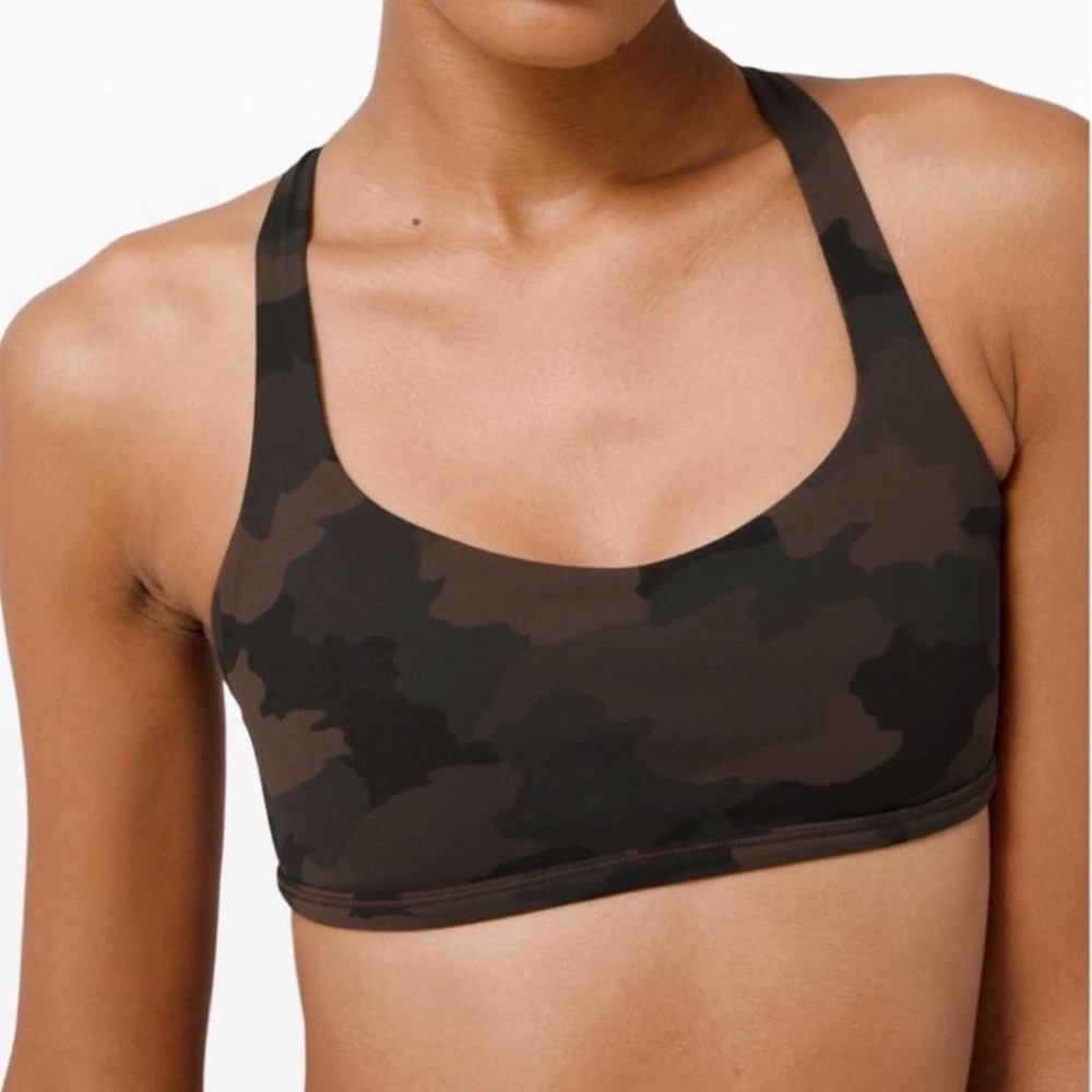 Lululemon Free to Be Sports Bra